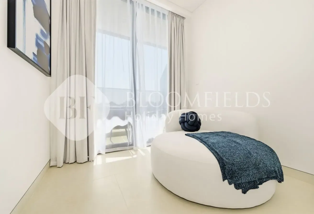 Contemporary Studio l Modern Living l Call Now