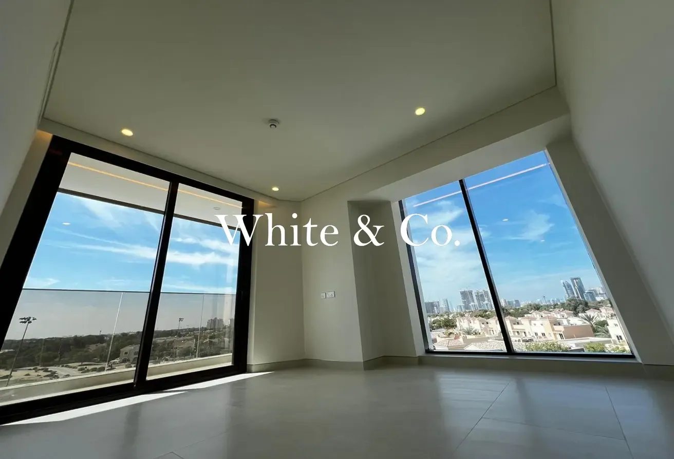 Corner Unit | Golf Course View |Brand New