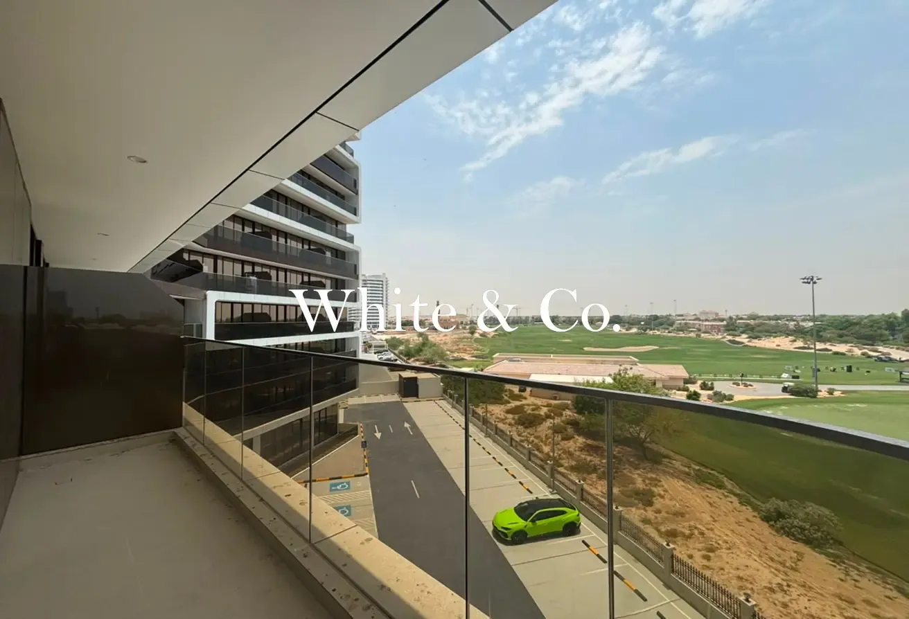 | Corner Unit | Unfurnished | Golf View |