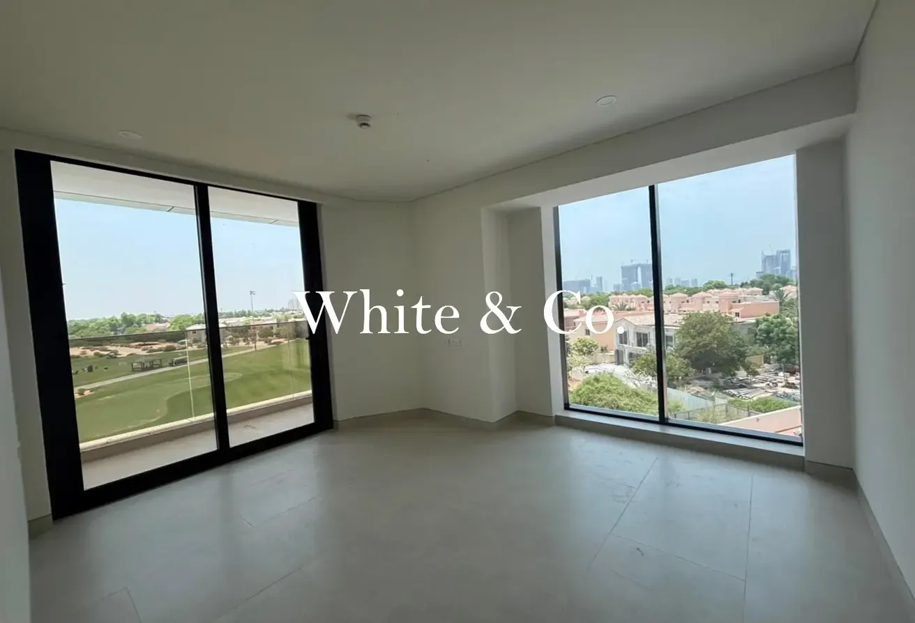 | Corner Unit | Unfurnished | Golf View |