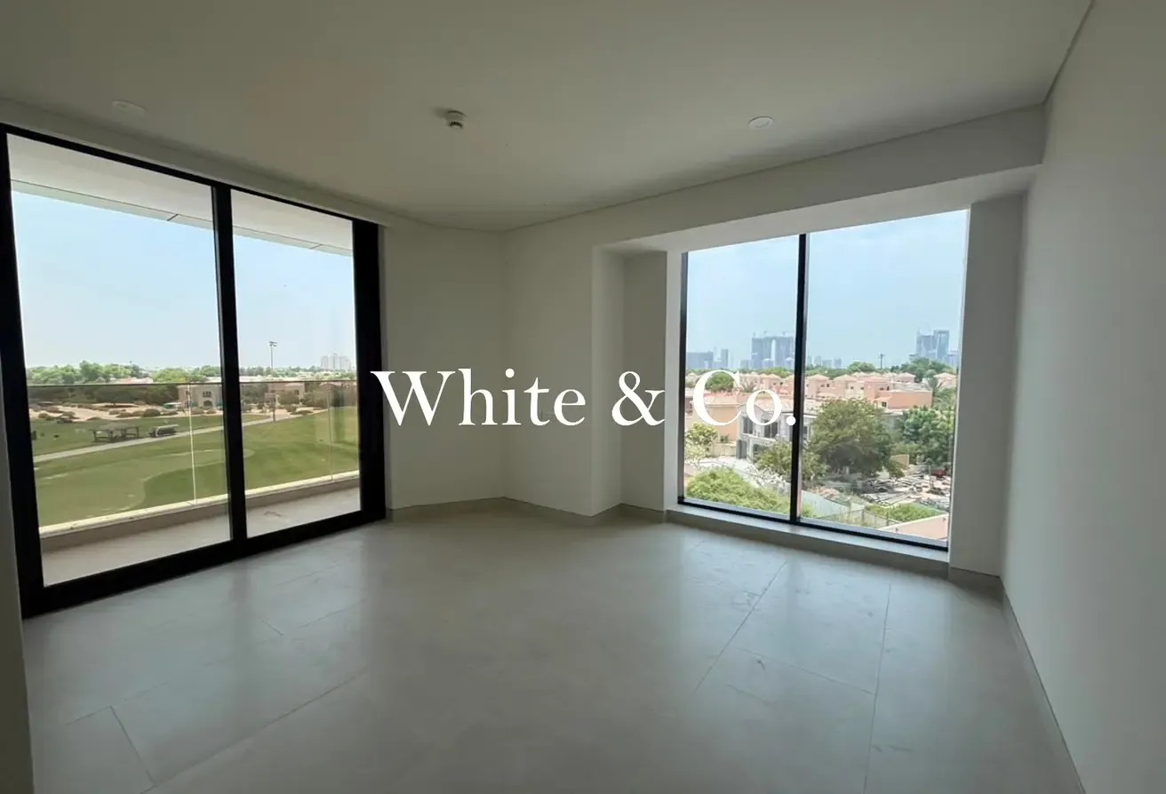 | Corner Unit | Unfurnished | Golf View |