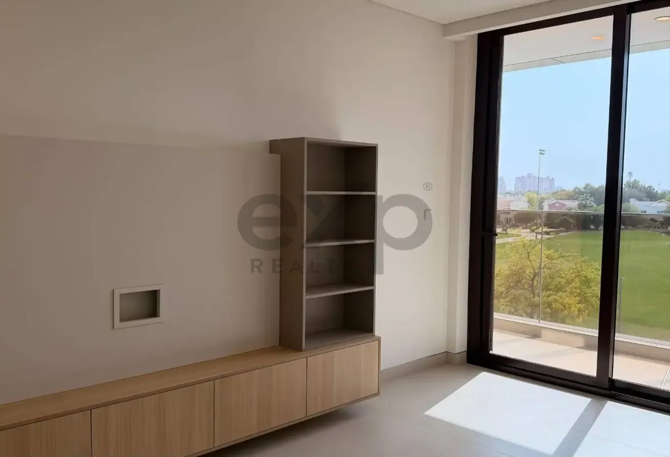 UPGRADED | GOLF COURSE VIEW | 6 or 12 CHEQUES
