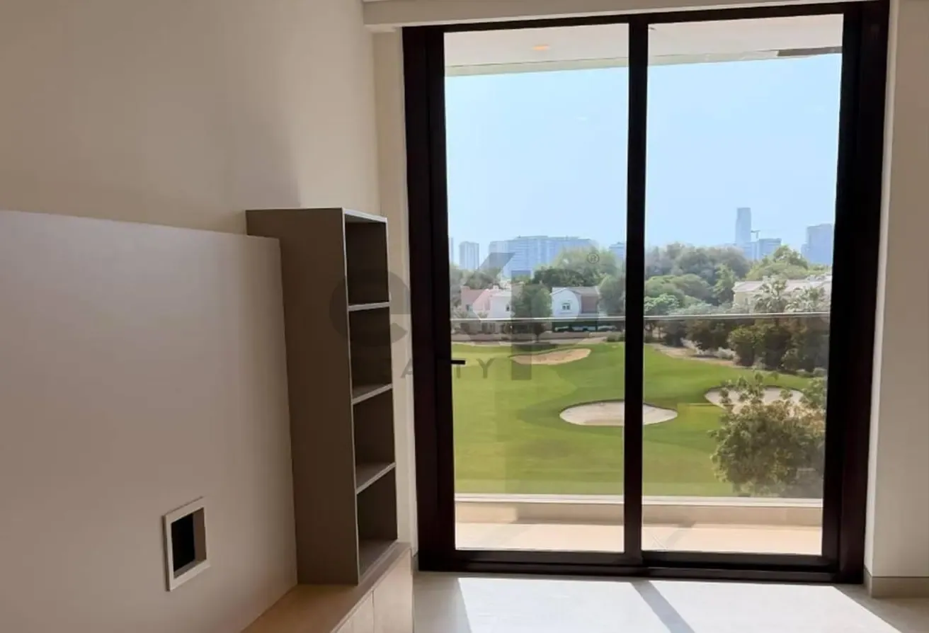 UPGRADED | GOLF COURSE VIEW | 6 or 12 CHEQUES