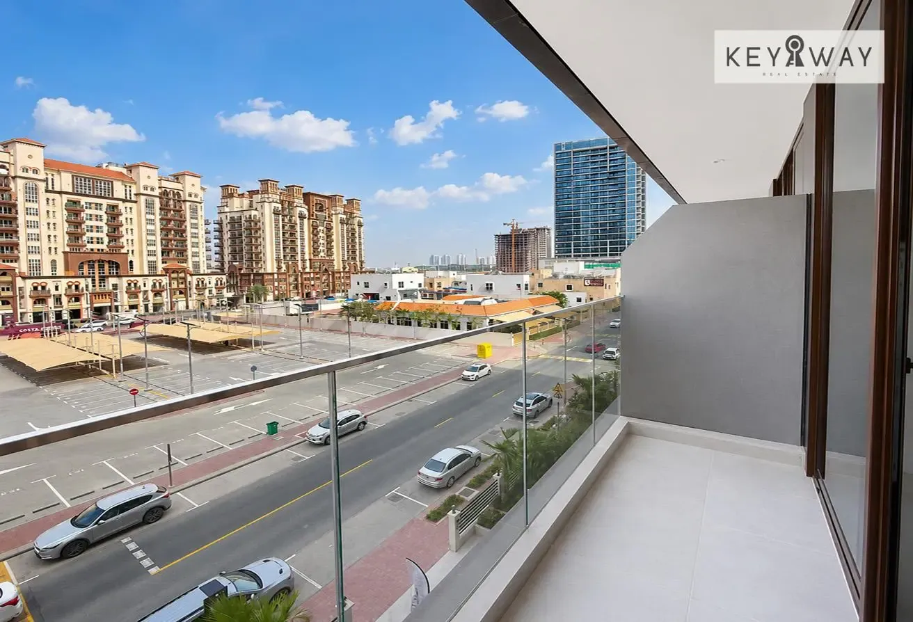 Brand new | Studio Apartment | Golf View
