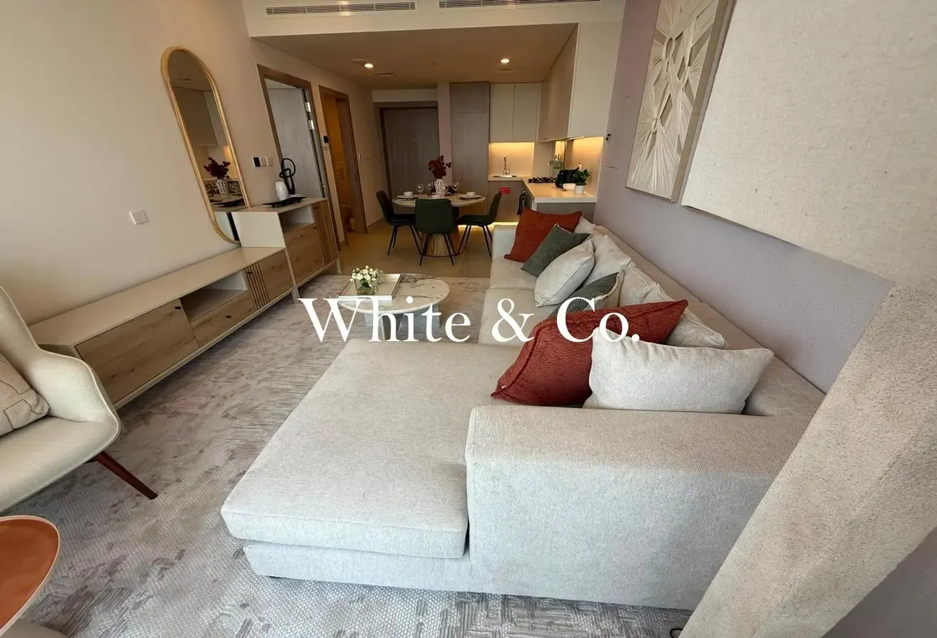 GOLF COURSE VIEW | FURNISHED | BRAND NEW