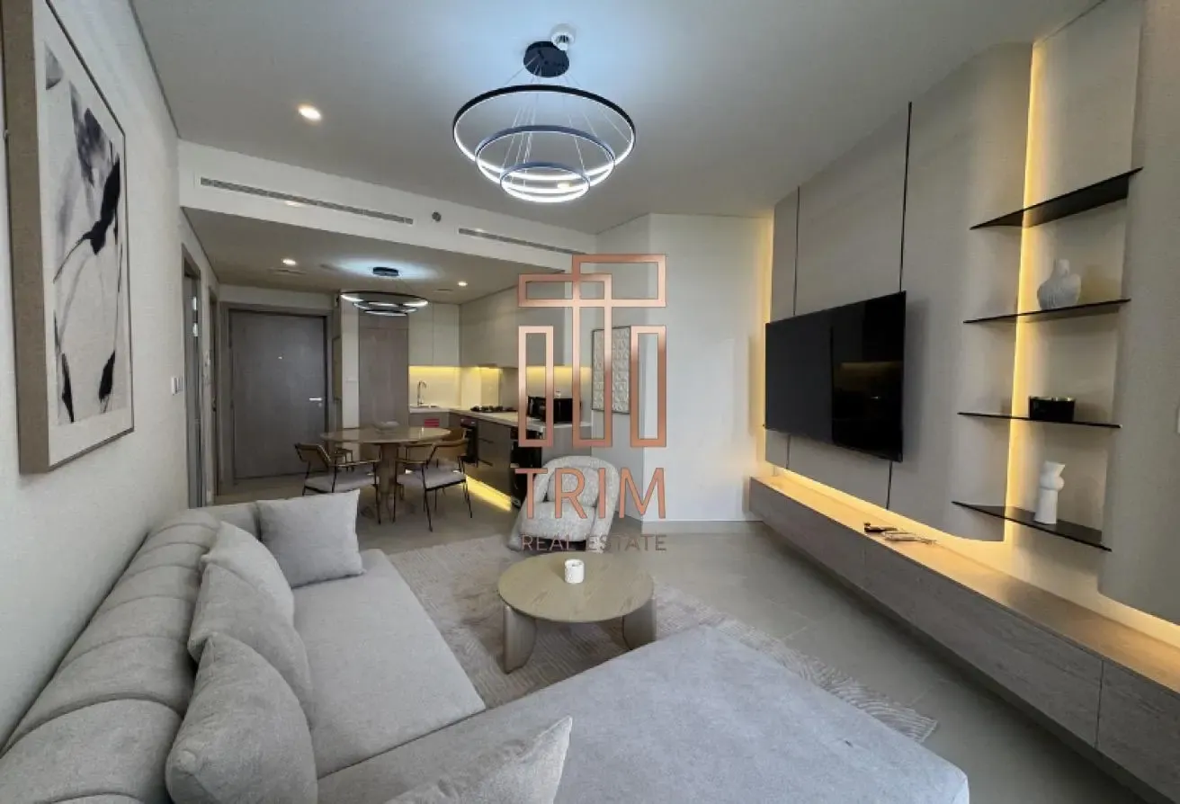 FULLY FURNISHED | FULL GOLF VIEW | UPGRADED