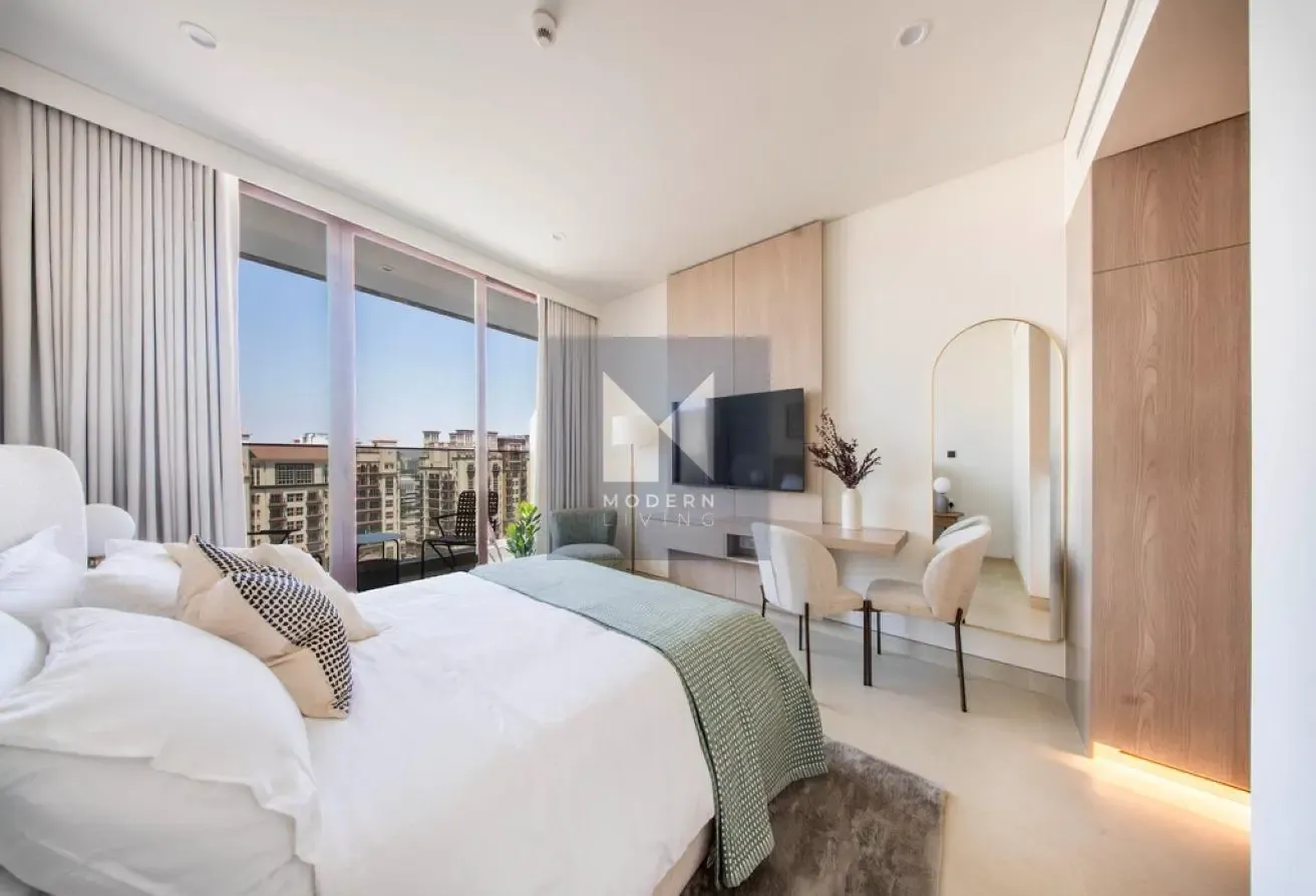 Bright Furnished Studio | Balcony | Prime Location