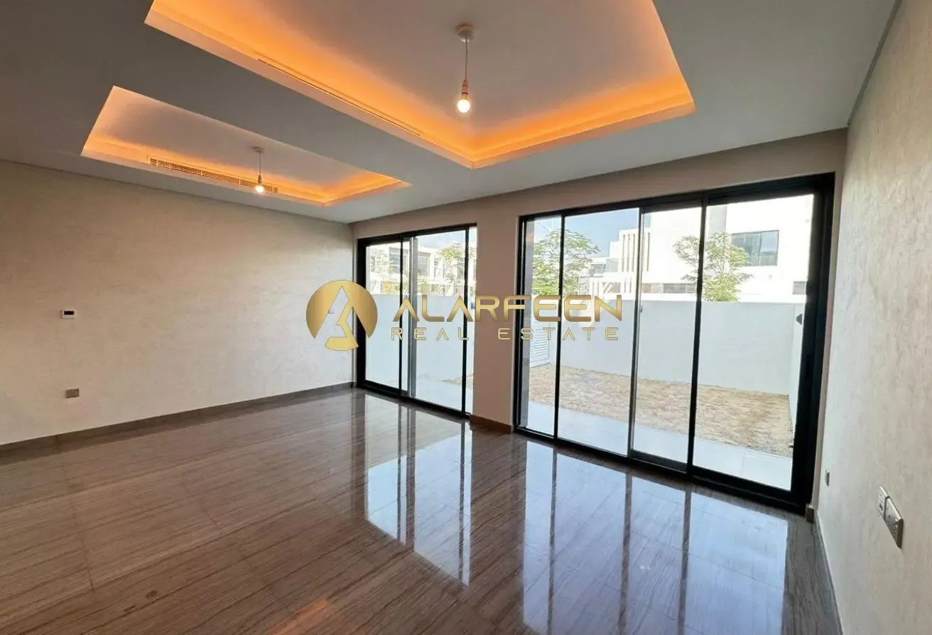 Brand New | G+1 | Fitted Kitchen