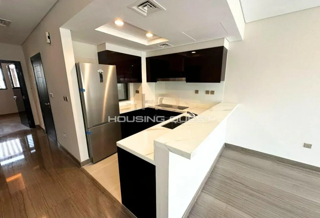 Newly HandedOver | With White Goods | Near to Golf