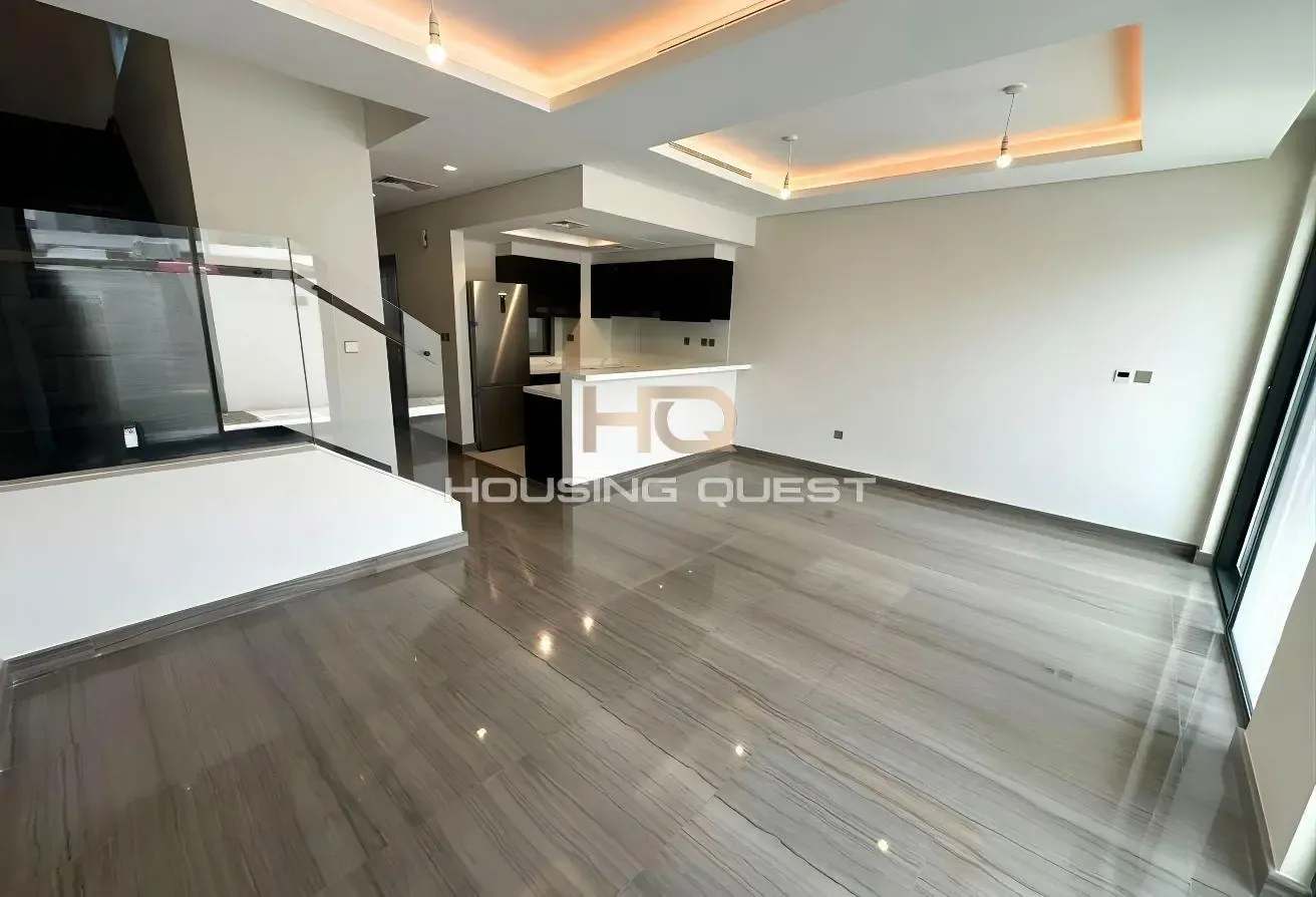 Newly HandedOver | With White Goods | Near to Golf