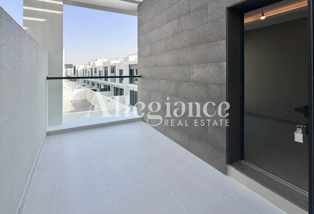Brand New | Vacant | Spacious | Private Garden