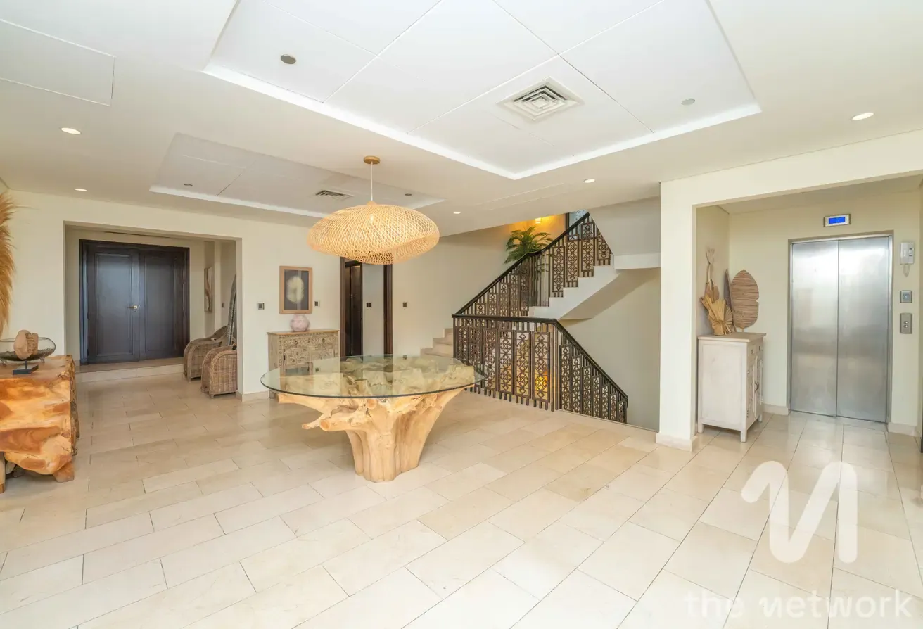 Luxury 5 Beds | Fully Furnished | Vacant