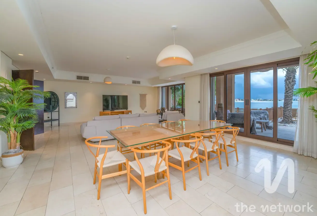 Luxury 5 Beds | Fully Furnished | Vacant