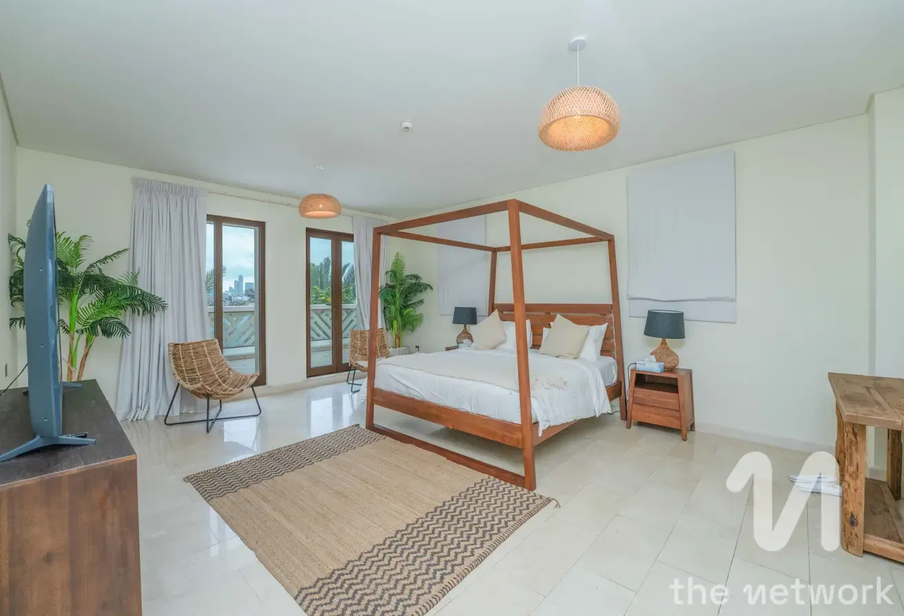 Luxury 5 Beds | Fully Furnished | Vacant