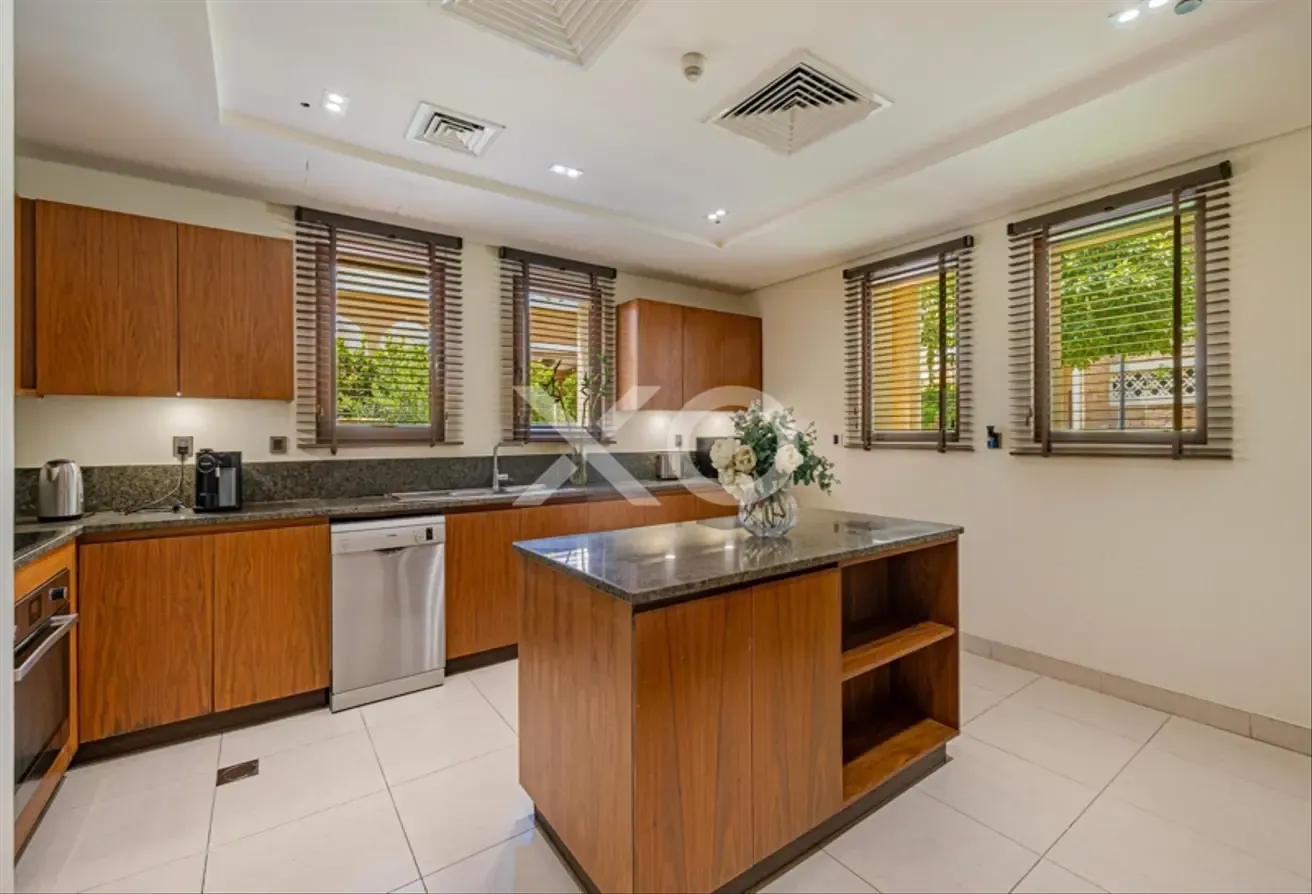 5 Bedroom | Furnished | Beach Access