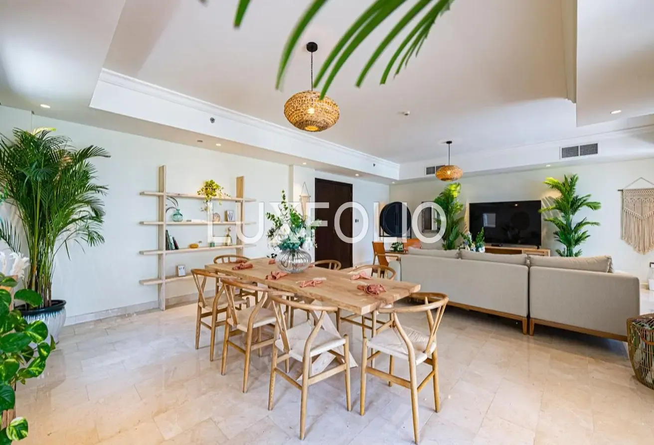 Fully Furnished | Skyline view | Private Pool