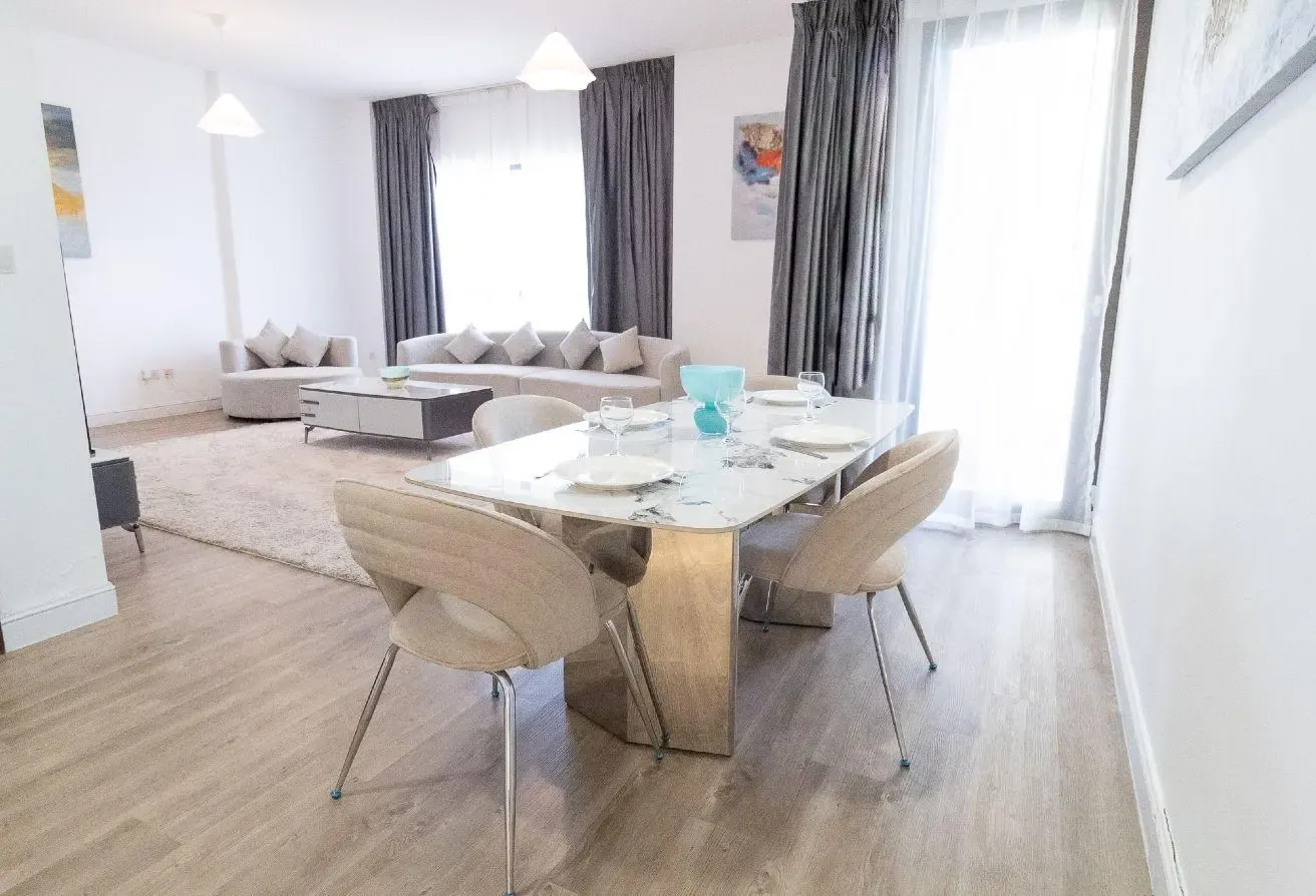 LARGE TERRACE 2BR I UPGRADED I BILLS INCLUDED