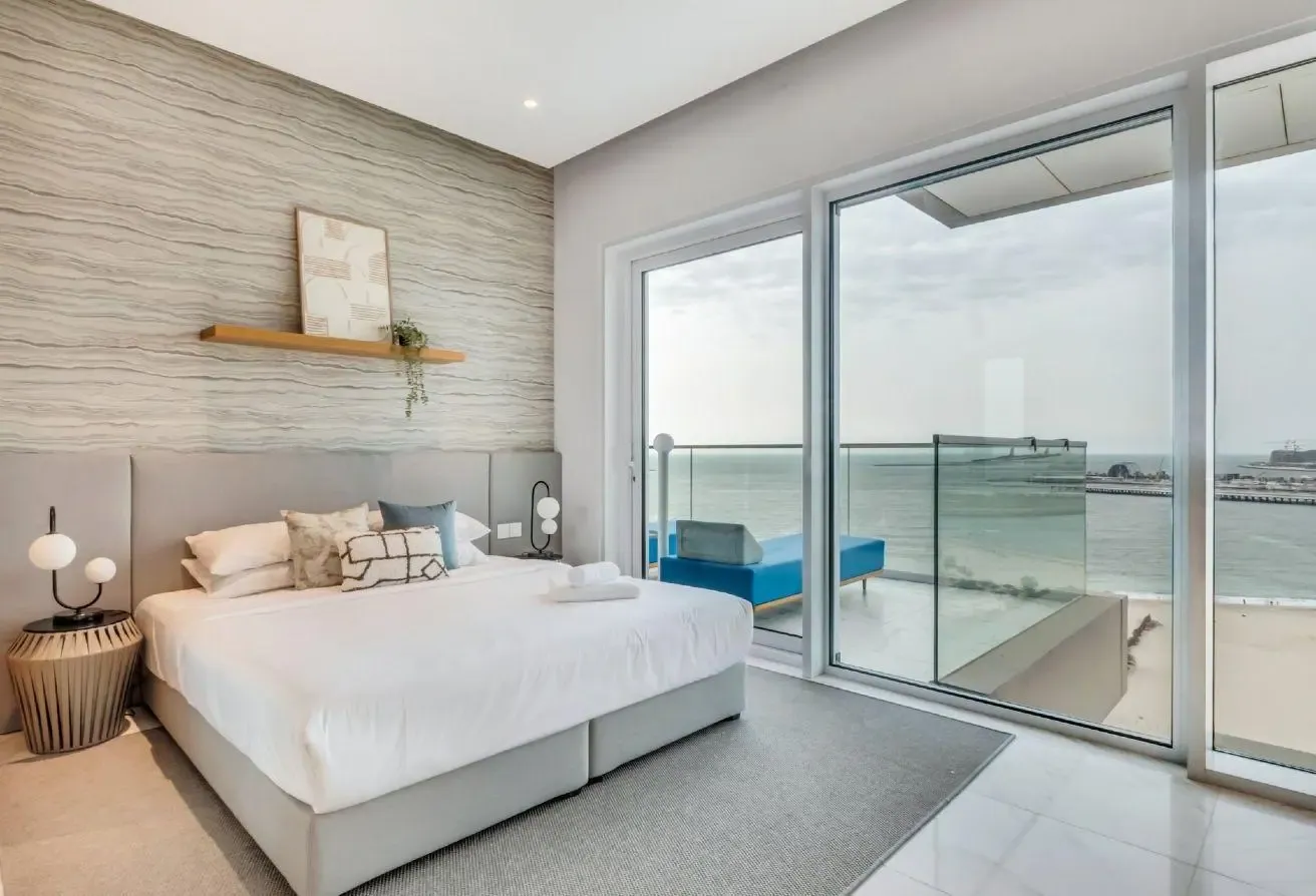 GuestReady - Panoramic views from One JBR