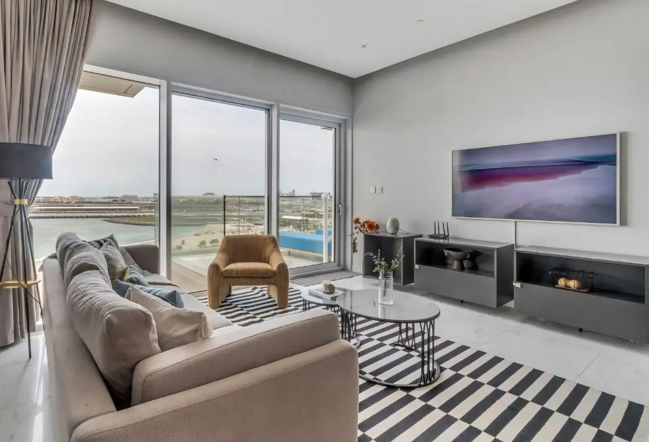GuestReady - Panoramic views from One JBR