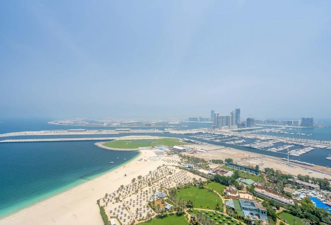 GuestReady - Beachfront heaven with stunning views
