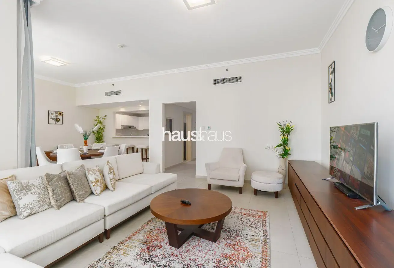 High Floor | Sea View | Vibrant Beachside Living