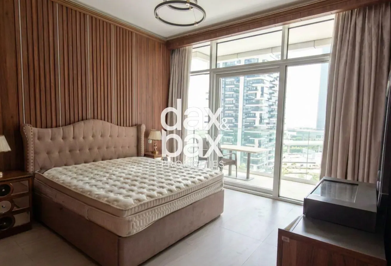 Upgraded | Pool & Park View | Multiple Units