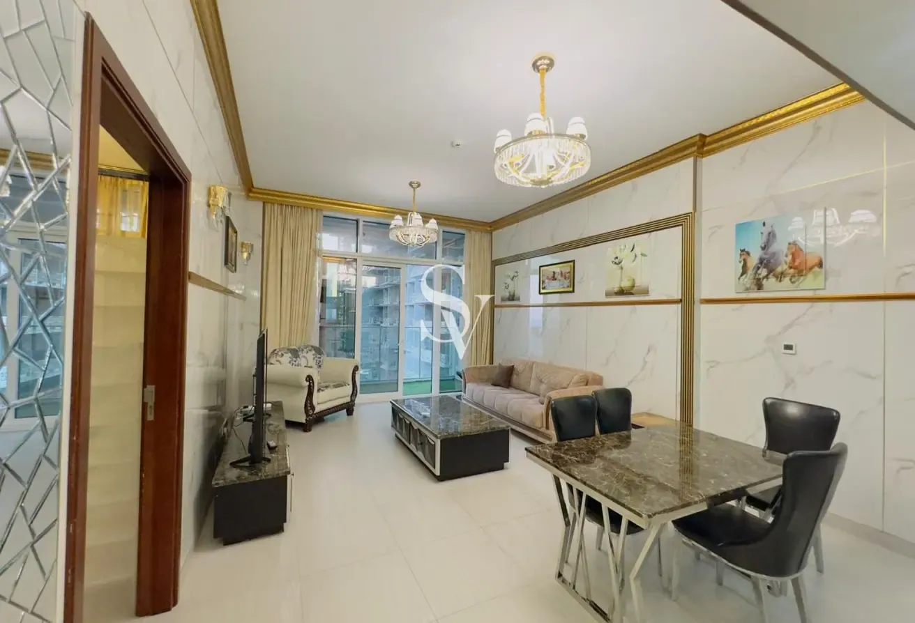 Sheikh Zayed View | Nearby Metro | Vacant Unit