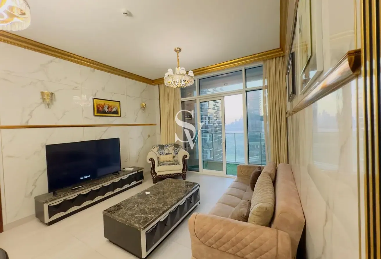 Sheikh Zayed View | Nearby Metro | Vacant Unit