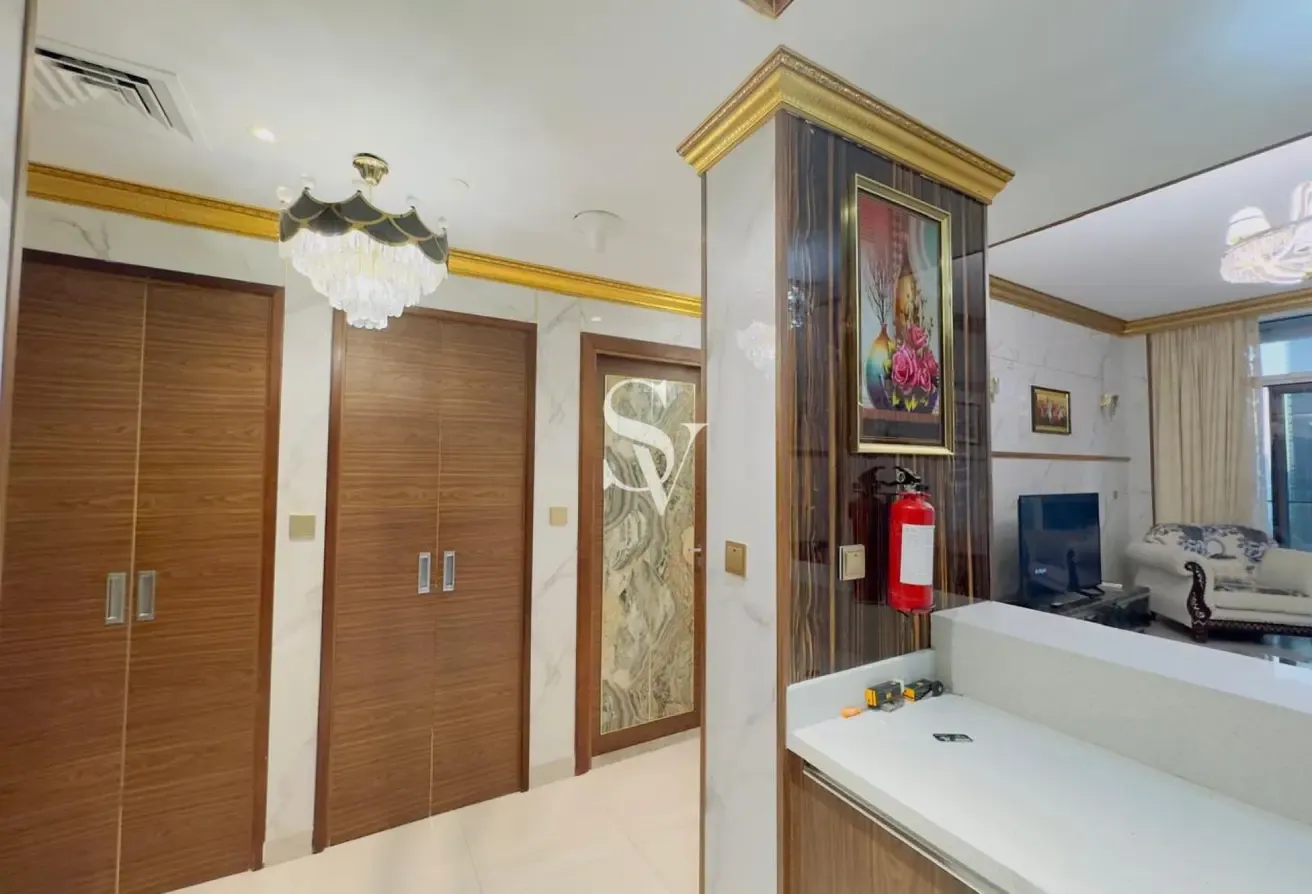 Sheikh Zayed View | Nearby Metro | Vacant Unit