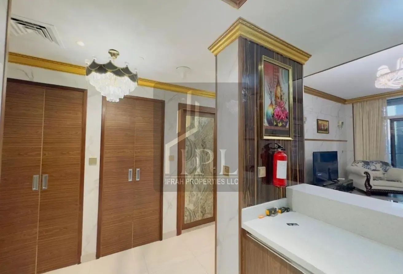 Modern Layout || Fully Furnished || Ready To Move