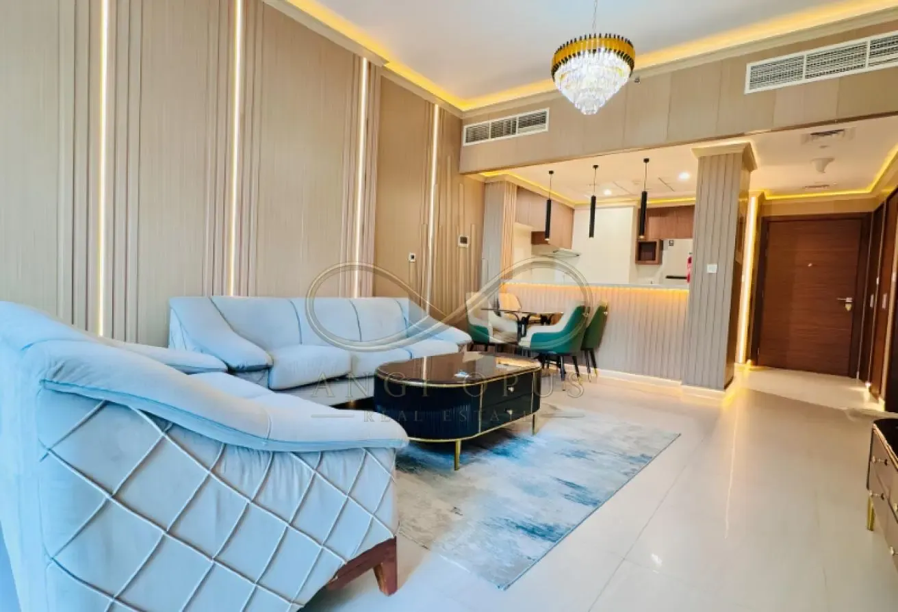 Upgraded 1BR | Furnished | Near Metro