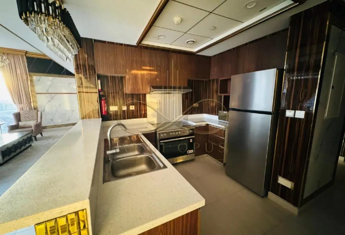 Ready to Move | Near Max Metro | 2BR