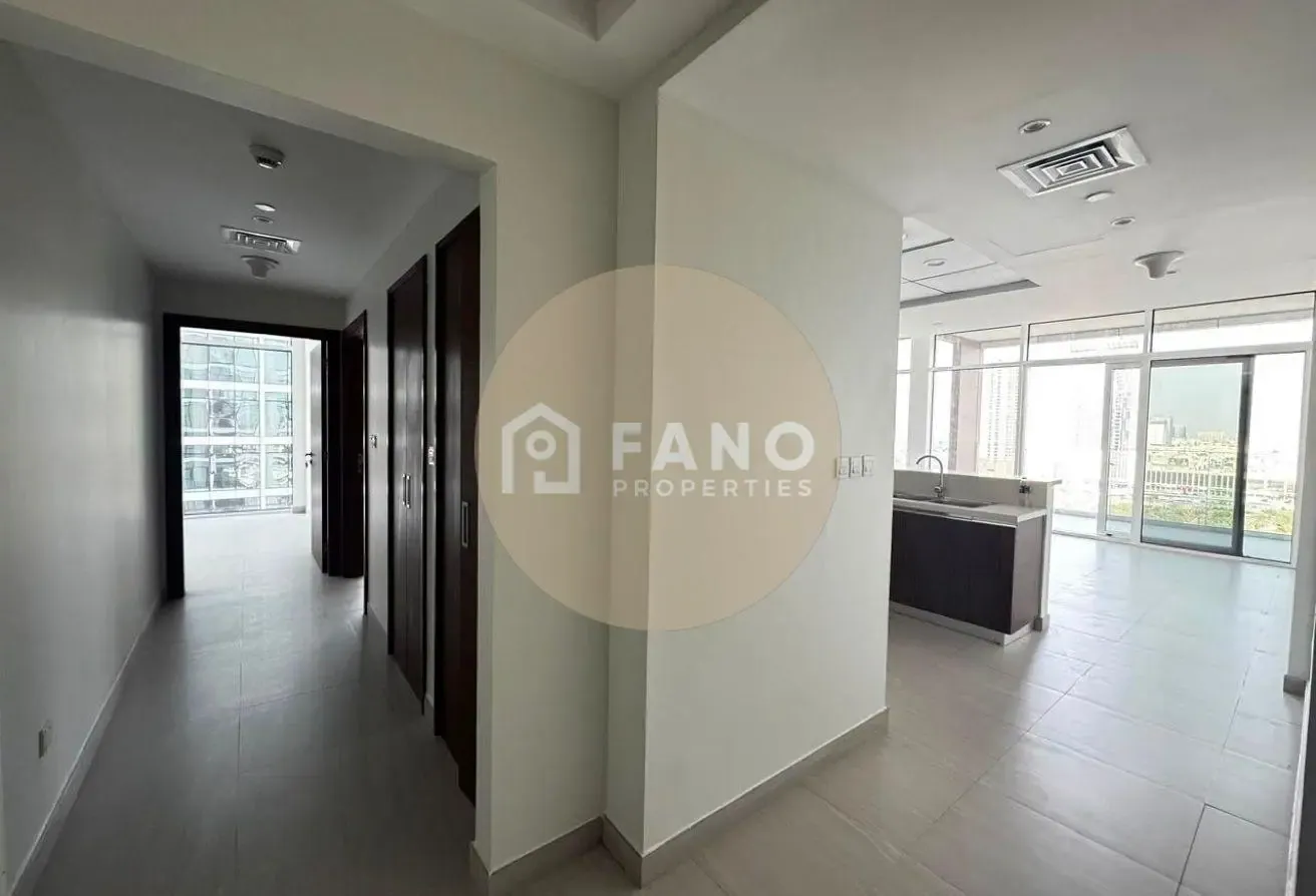 Vacant - Near Max Metro - Spacious 1,572 Sqft