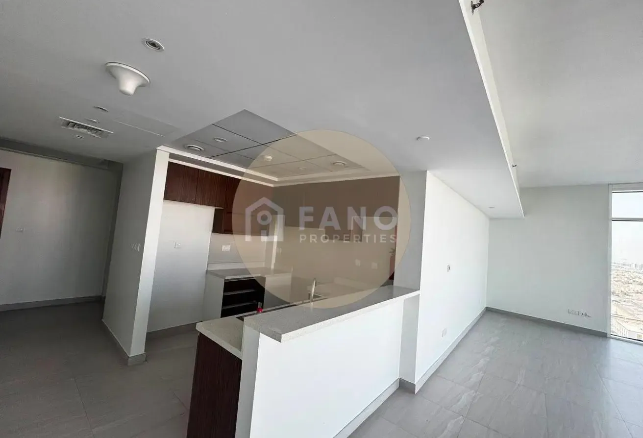 Vacant - Near Max Metro - Spacious 1,572 Sqft