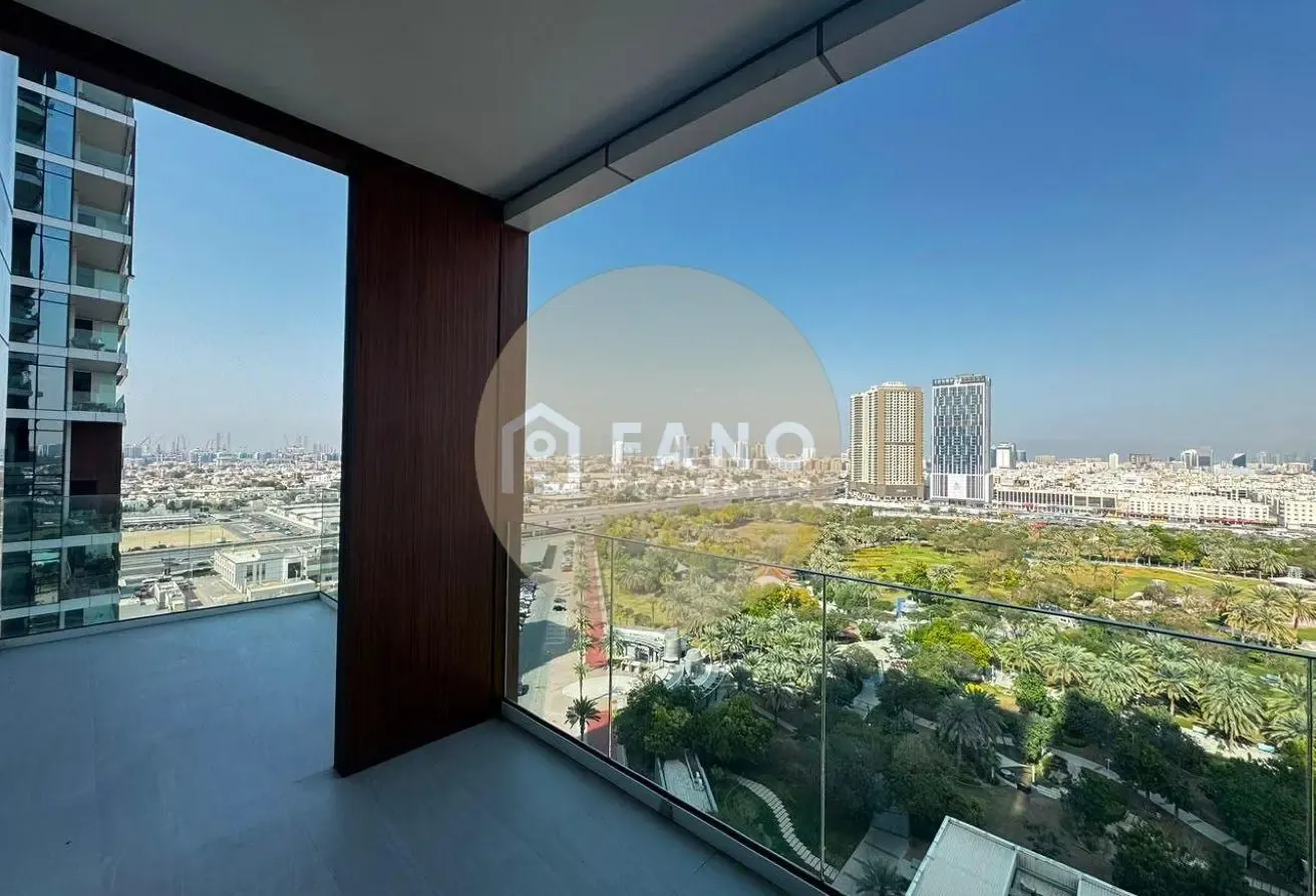 Vacant - Near Max Metro - Spacious 1,572 Sqft
