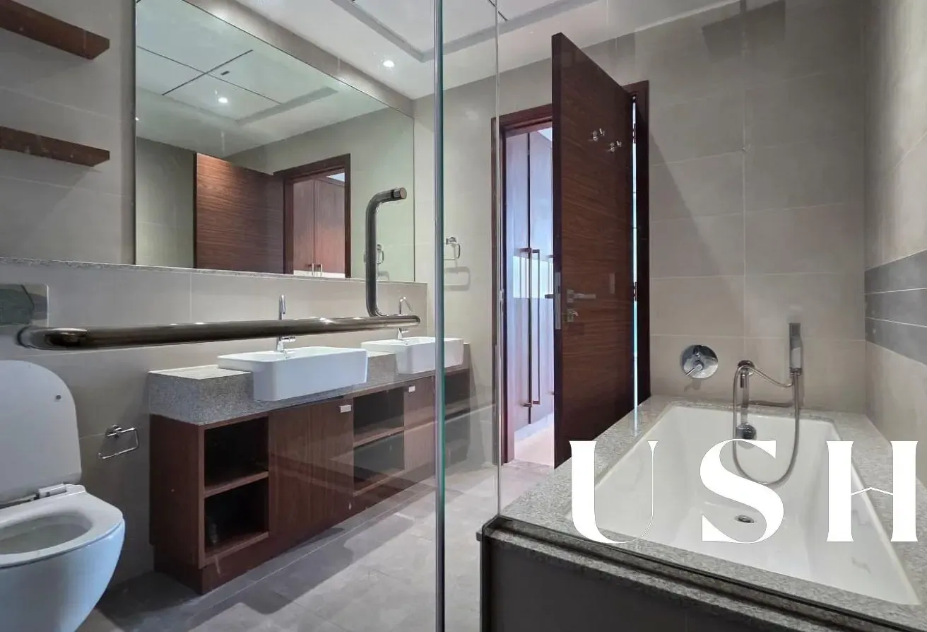 Zabeel Park View | Higher Floor | Luxury Furnished