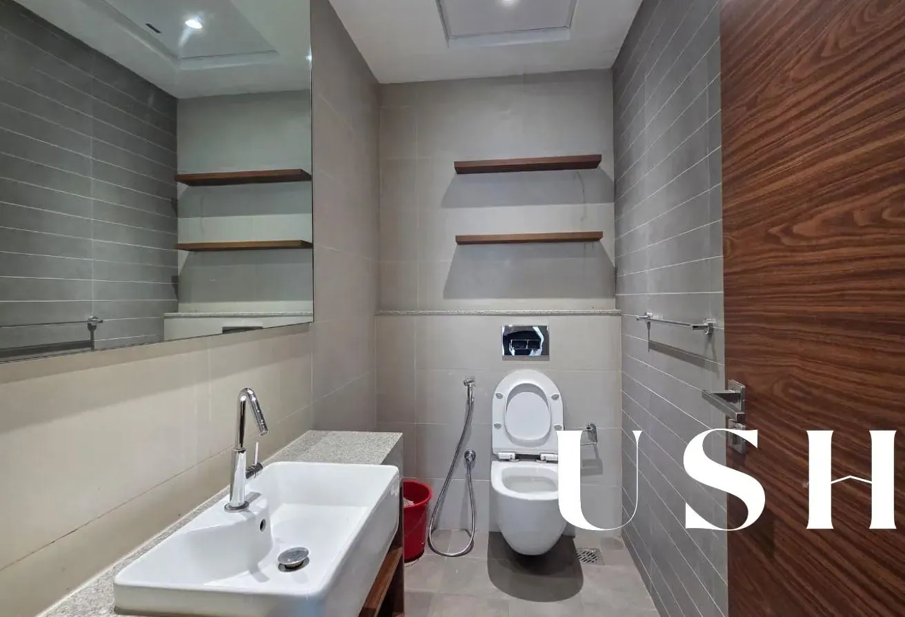 Zabeel Park View | Higher Floor | Luxury Furnished
