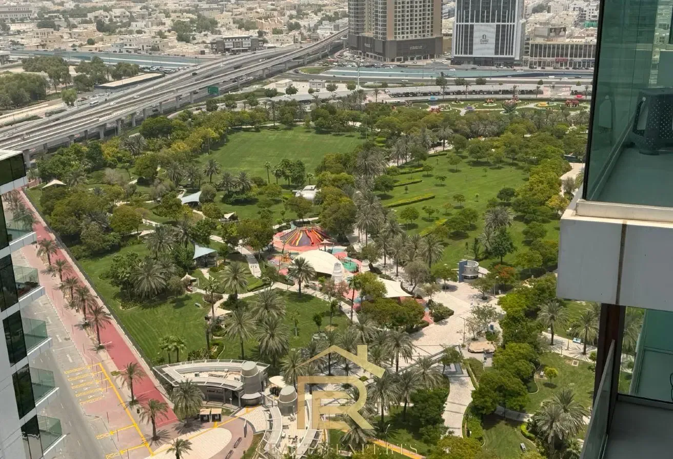 SPACIOUS 3BR APARTMENT | ZABEEL VIEW | BUR DUBAI