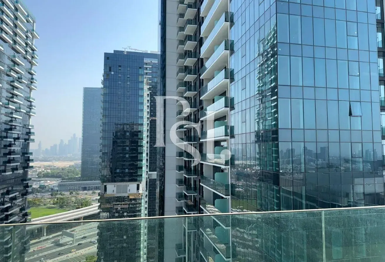 Community View | Ready to Move-In | High Floor
