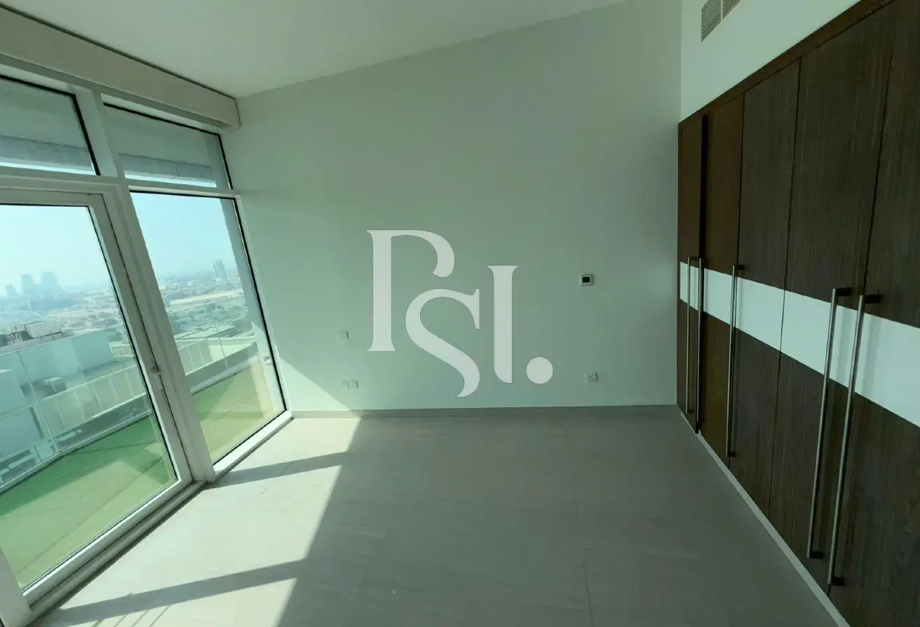 Community View | Ready to Move-In | High Floor