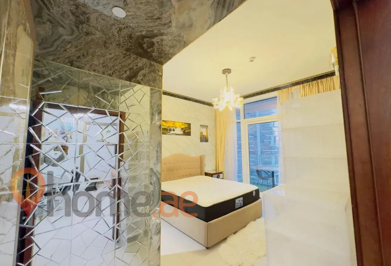 Furnished & Upgraded | Park View | Large Terrace