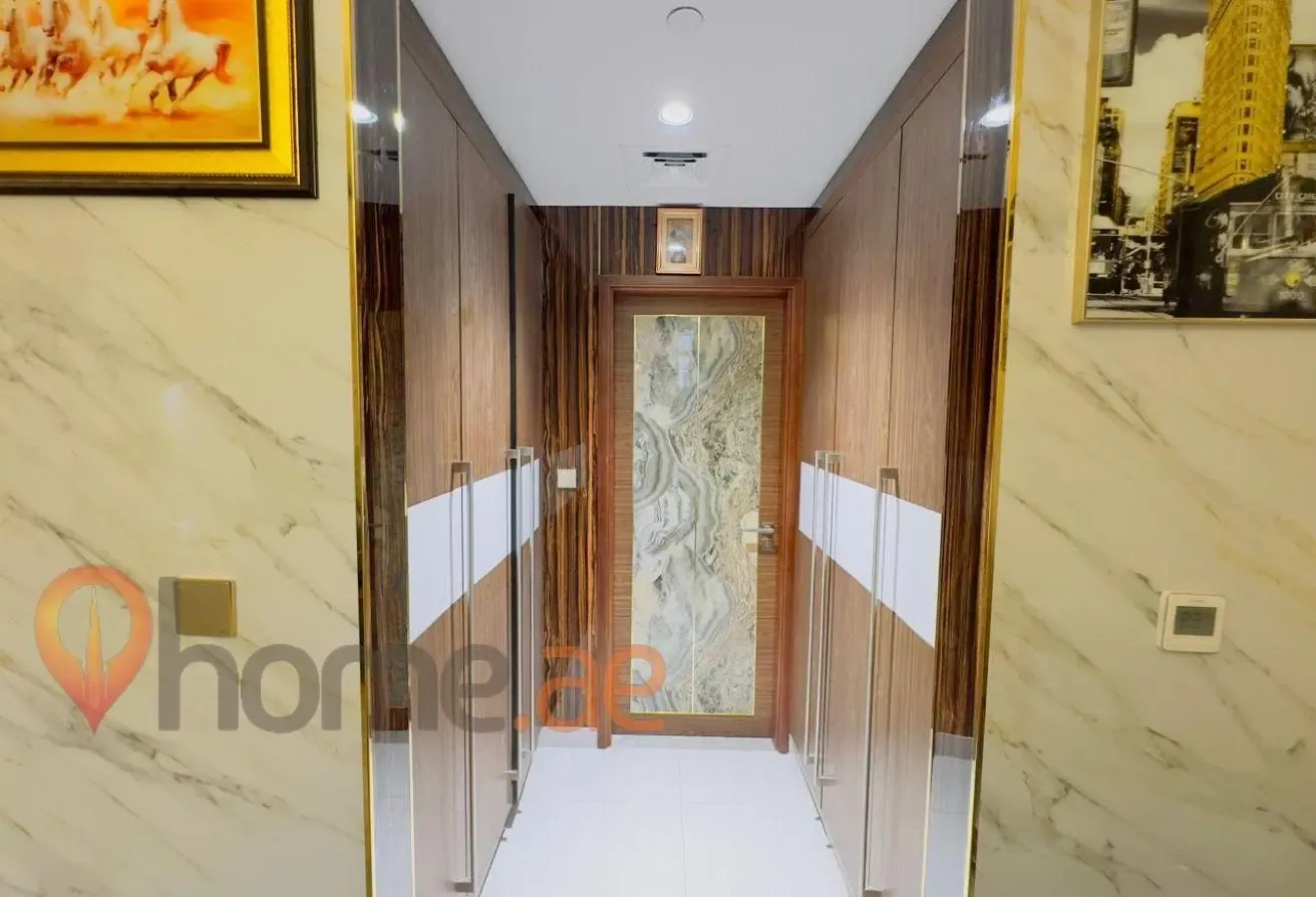 Furnished & Upgraded | Park View | Large Terrace