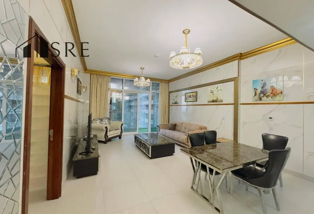 Furnished & Upgraded 1-BR | Vacant | Park Gate
