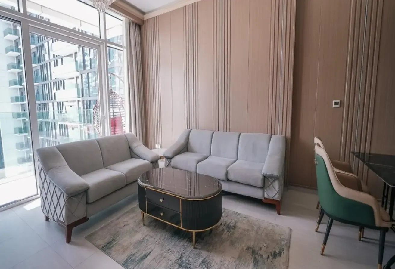 1BDR | Fully Furnished Upgraded | Park | Pool View