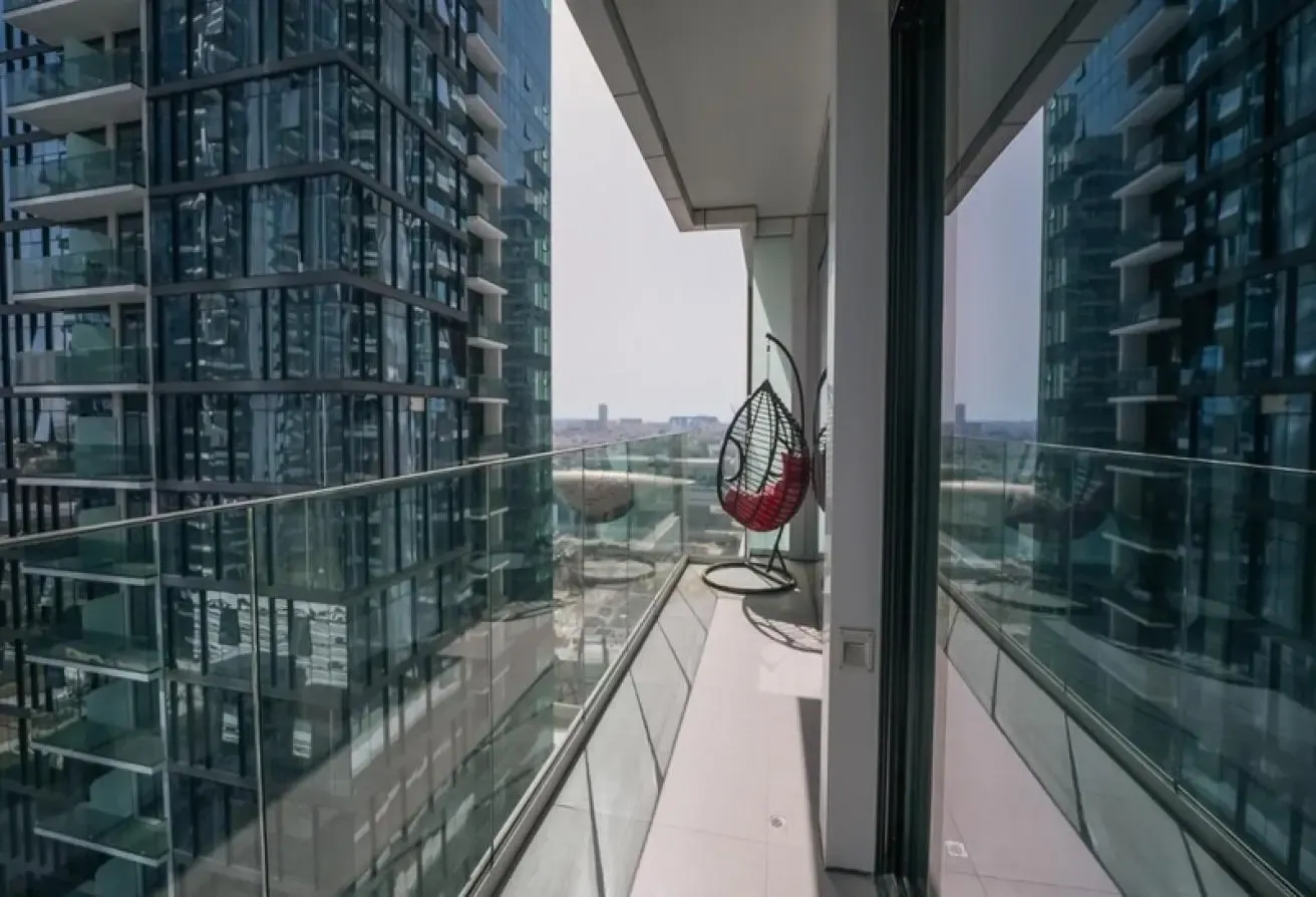 1BDR | Fully Furnished Upgraded | Park | Pool View