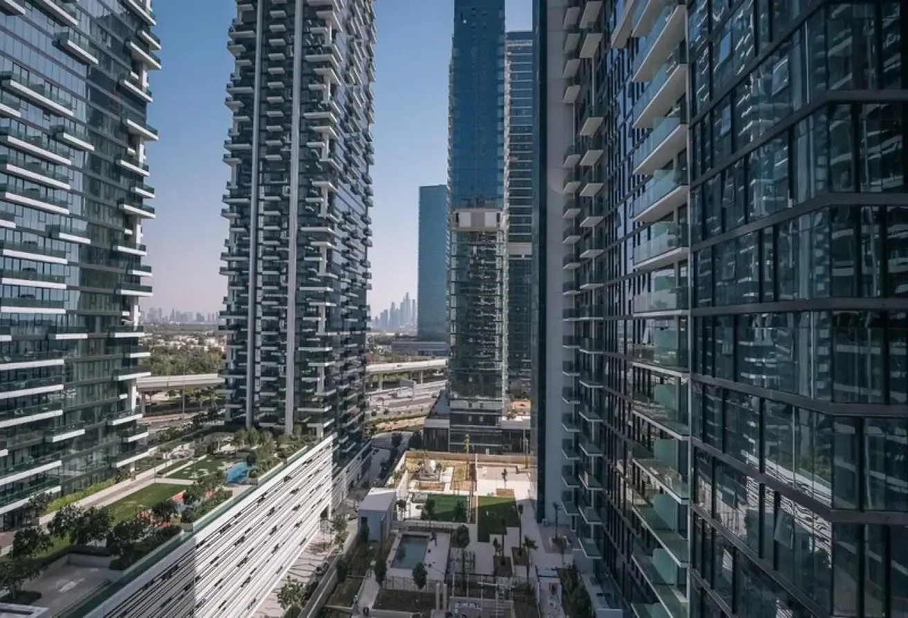 1BDR | Fully Furnished Upgraded | Park | Pool View