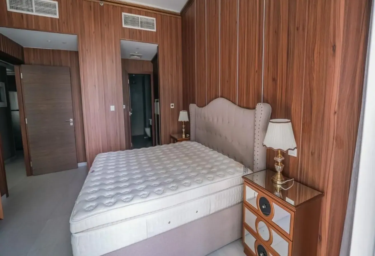 1BDR | Fully Furnished Upgraded | Park | Pool View