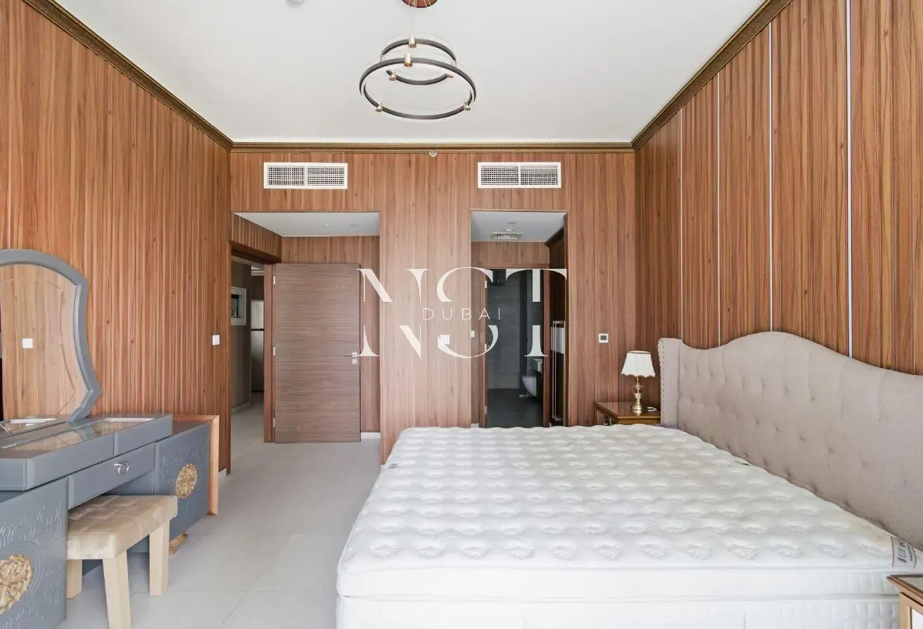 Hot Deal! 1BR with 2 Baths | Prime Location