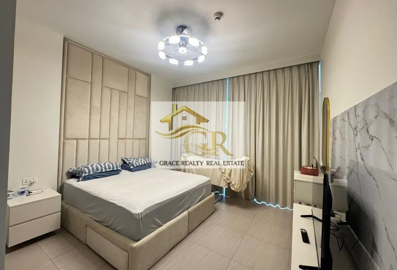One Zabeel Szr view 1BR Next to Metro