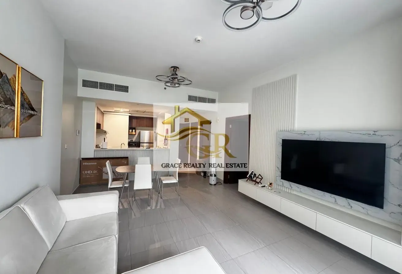 One Zabeel Szr view 1BR Next to Metro